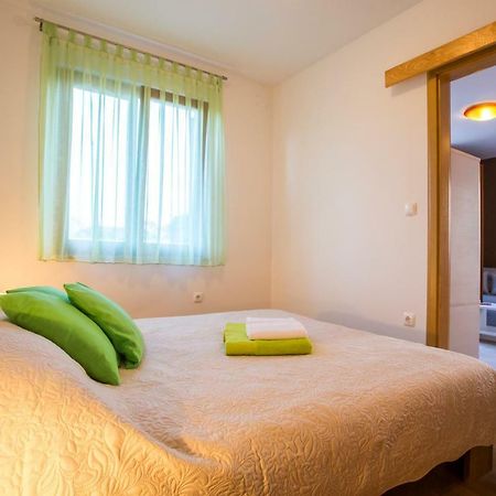 Apartman Irena Pula Luaran gambar