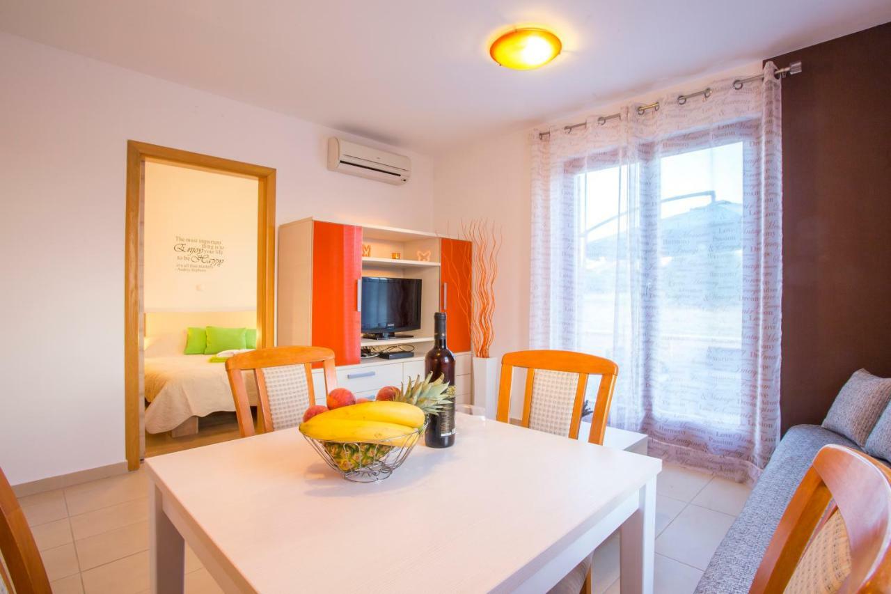 Apartman Irena Pula Luaran gambar
