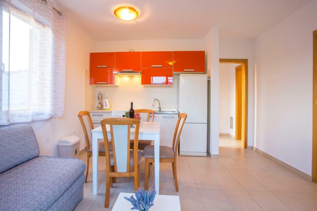 Apartman Irena Pula Luaran gambar